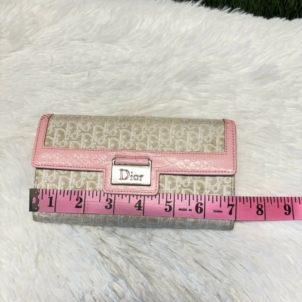❤️ Dior Vintage Wallet A1218M71